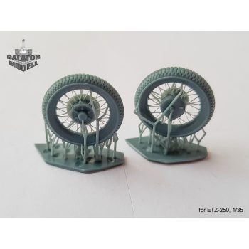   Спицованные диски для набора ETZ-250, 1/35 (x2) 