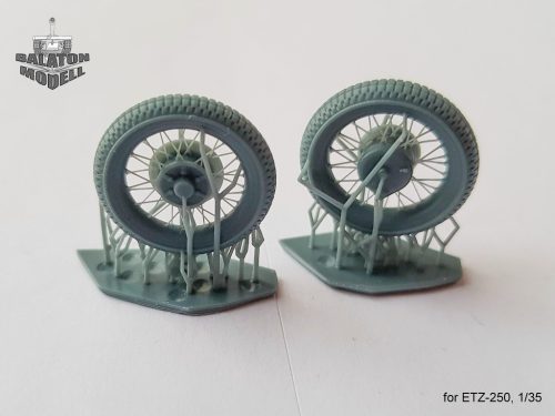 Spoked wheels for ETZ-250 kit, 1/35 (2pcs) 