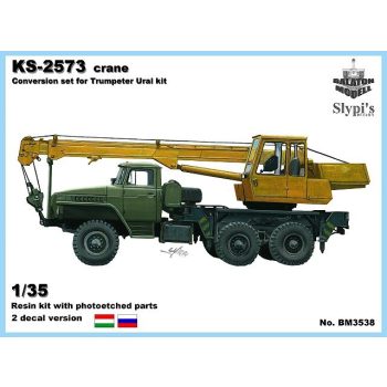   Автокран преобразования устанавливается для Трумпетер Уральского комплекта.  