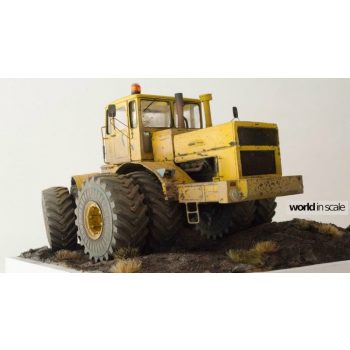   Двойные колеса установлены для K-700A, 1/35 (Balaton Modell)