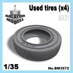 Used tires (x4), 1/35
